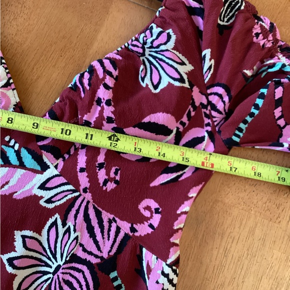 FARM Rio Pineapple Inspiration Gathered Dress  - M - Picture 8 of 16